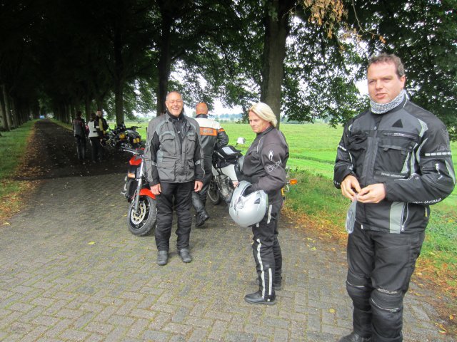 2013-08-18_efkes_weg_over_de_maas_meierijroute_gerrit_02 